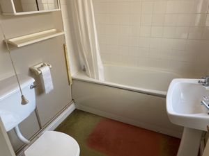 Photo 16- click for photo gallery